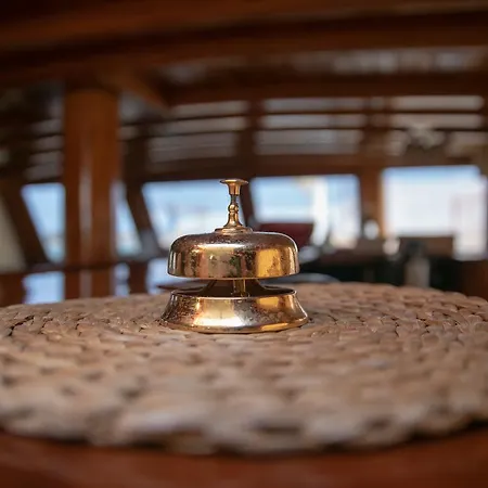 Boat San Marco بوتيل *