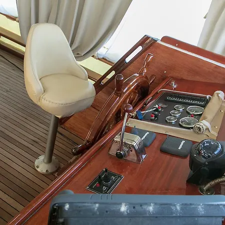 Boat San Marco بوتيل البندقية