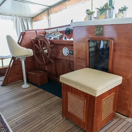 بوتيل Boat San Marco