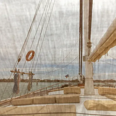 بوتيل Boat San Marco