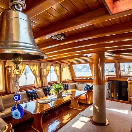 Boat San Marco البندقية